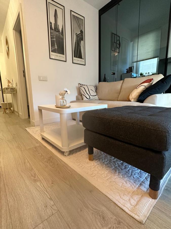 Boutique Apartment Boekarest Buitenkant foto