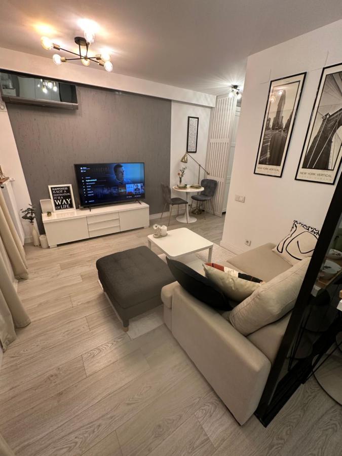 Boutique Apartment Boekarest Buitenkant foto